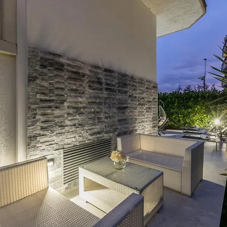 Stobrec Apartmán *